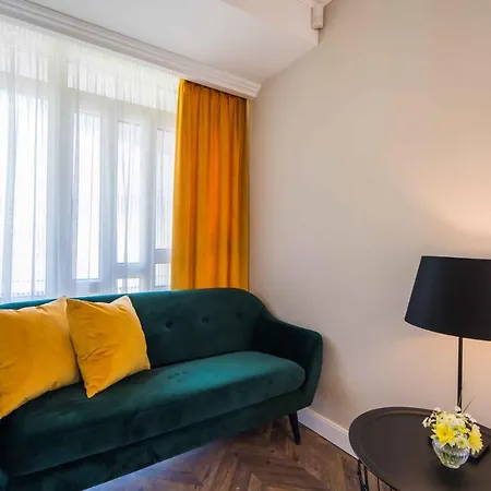 In - Balaton 19735 Apartament